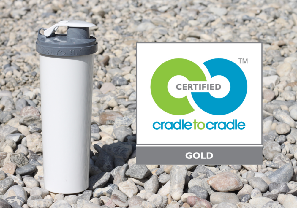 The lightweight bio degredable BAYONIX® BOTTLE is environmentally friendly.